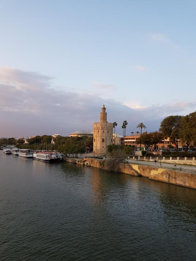 Magnifico Apartamento tipo Dúplex en Triana Siviglia Esterno foto