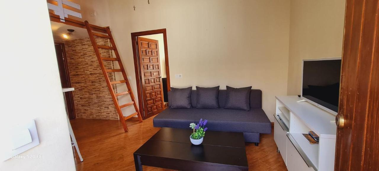 Magnifico Apartamento tipo Dúplex en Triana Siviglia Esterno foto