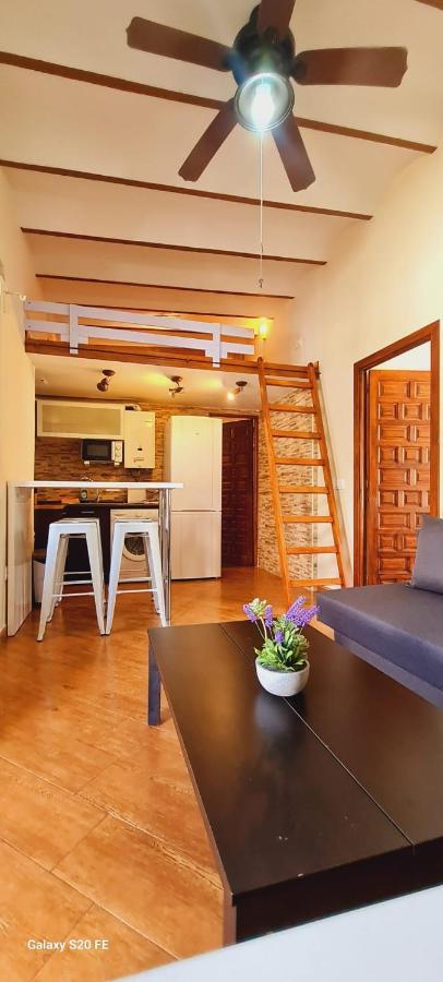 Magnifico Apartamento tipo Dúplex en Triana Siviglia Esterno foto